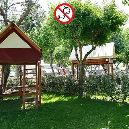 Club Del Sole Easy Village Розето-дельи-Абруцци