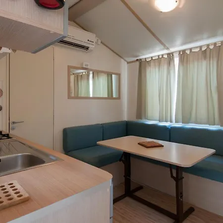 Campsite Club Del Sole Easy Village *