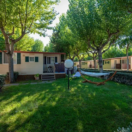 Club Del Sole Easy Village * Розето-дельи-Абруцци
