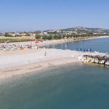 Camping Club Del Sole Easy Village Roseto Degli Abruzzi