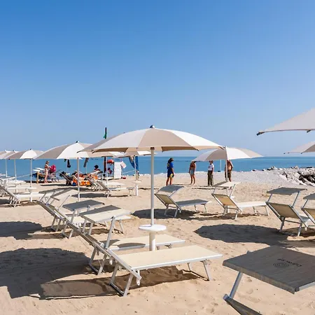 Club Del Sole Easy Village Кемпинг *