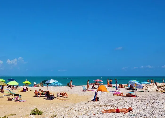 Club Del Sole Easy Village Kamp alanı *