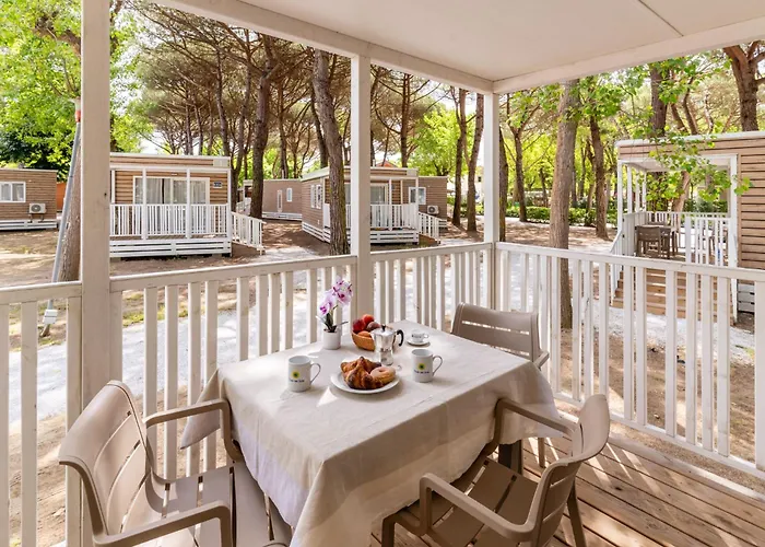 Club Del Sole Easy Village Kamp alanı *